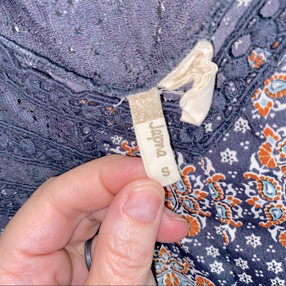 JAPNA SLEEVELESS TOP - SMALL - Picture 5 of 5